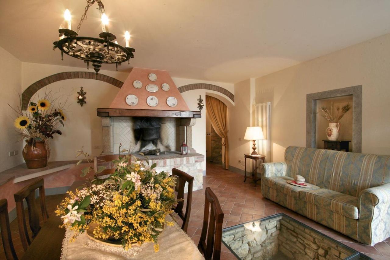 La Vecchia Sassa Aparthotel Montaione Εξωτερικό φωτογραφία